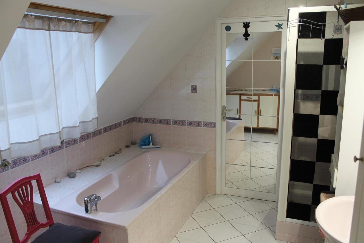 Chambres D'Hotes Les Mesanges Saint-Martin-Lez-Tatinghem Bagian luar foto