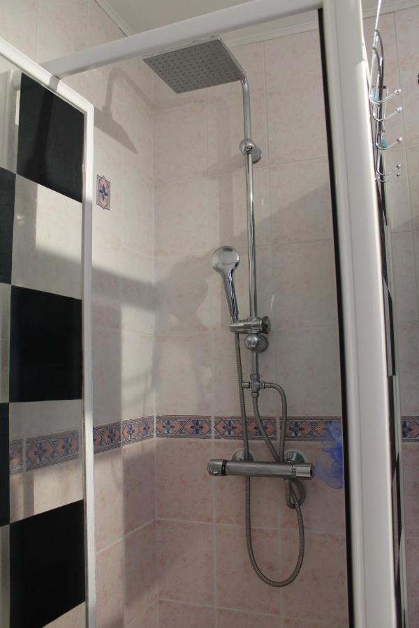 Chambres D'Hotes Les Mesanges Saint-Martin-Lez-Tatinghem Bagian luar foto