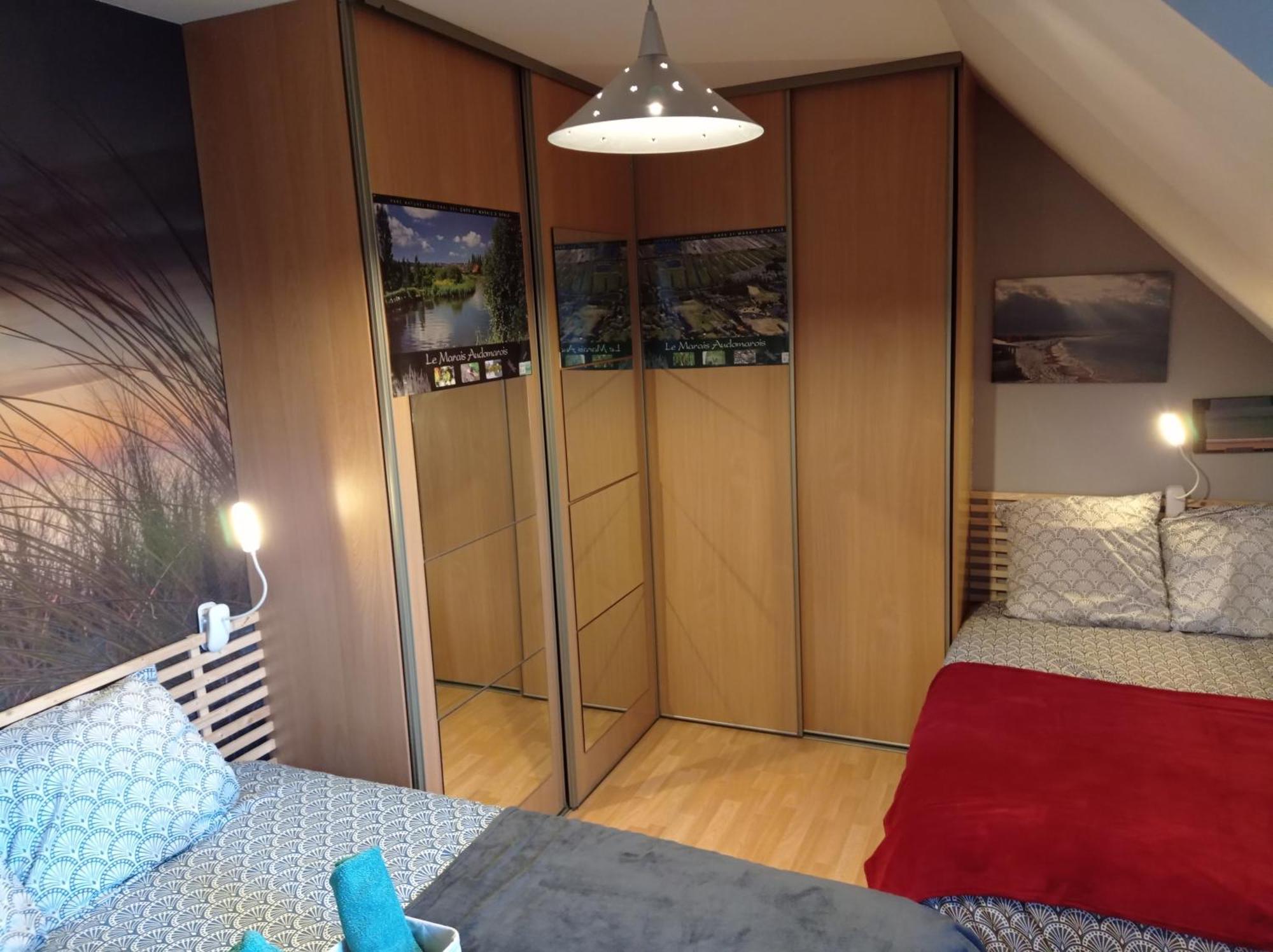 Chambres D'Hotes Les Mesanges Saint-Martin-Lez-Tatinghem Ruang foto